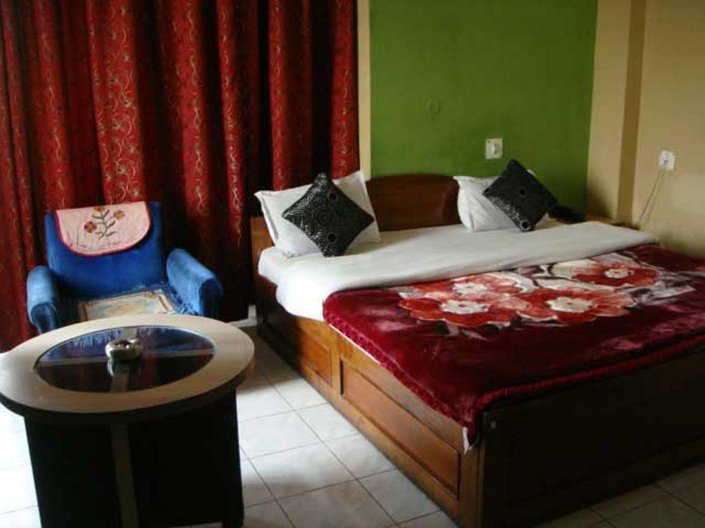 Breeze Hotel Siliguri Room photo