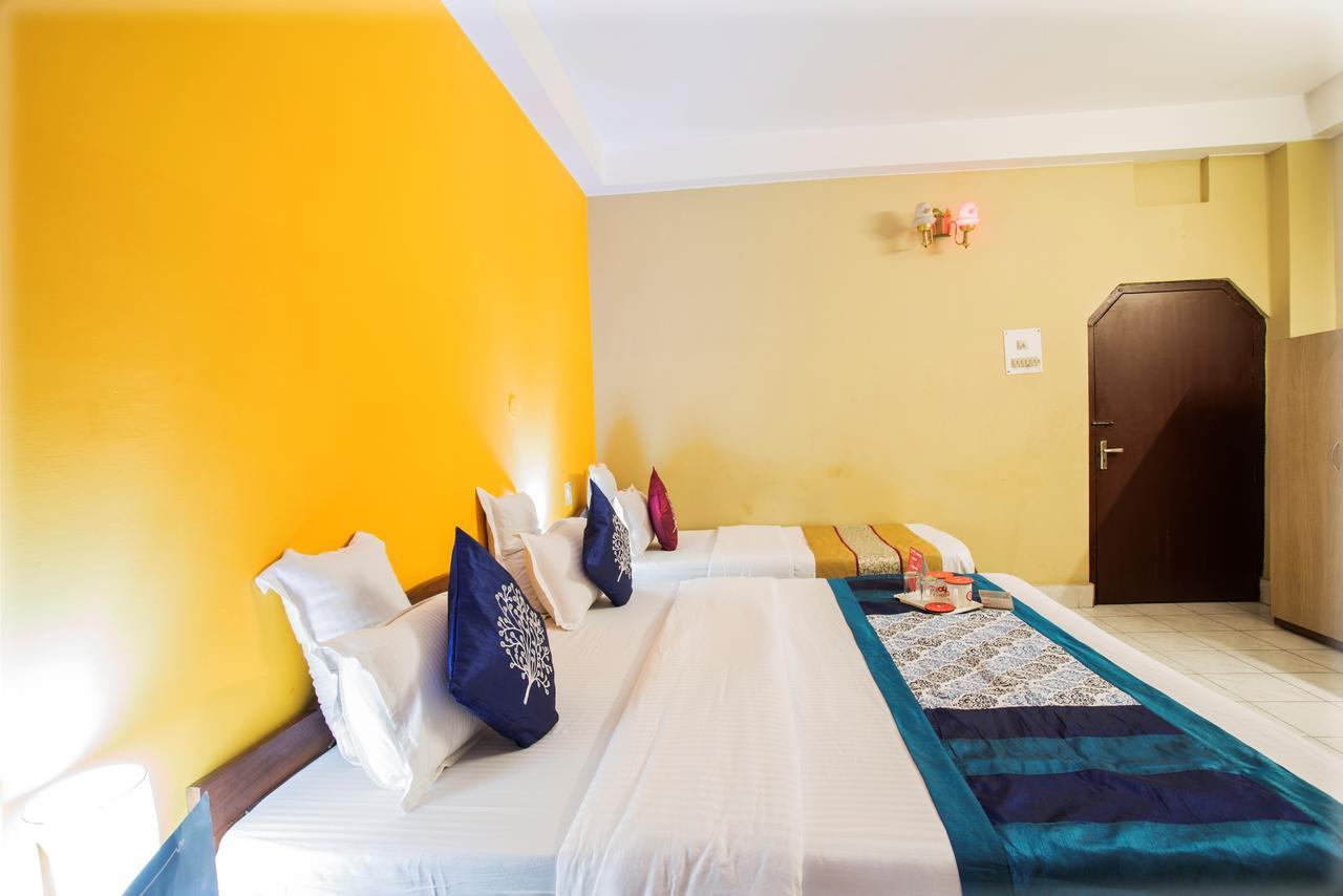 Breeze Hotel Siliguri Exterior photo