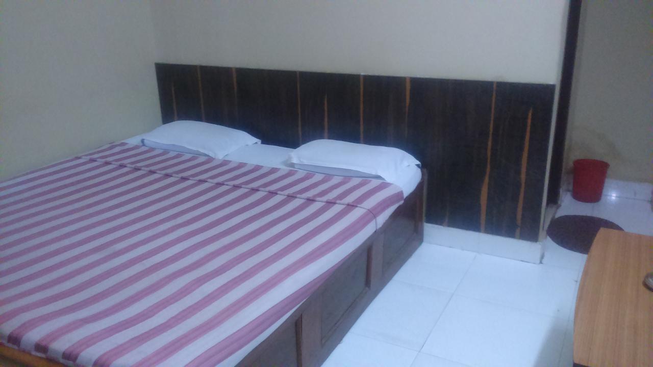 Breeze Hotel Siliguri Exterior photo